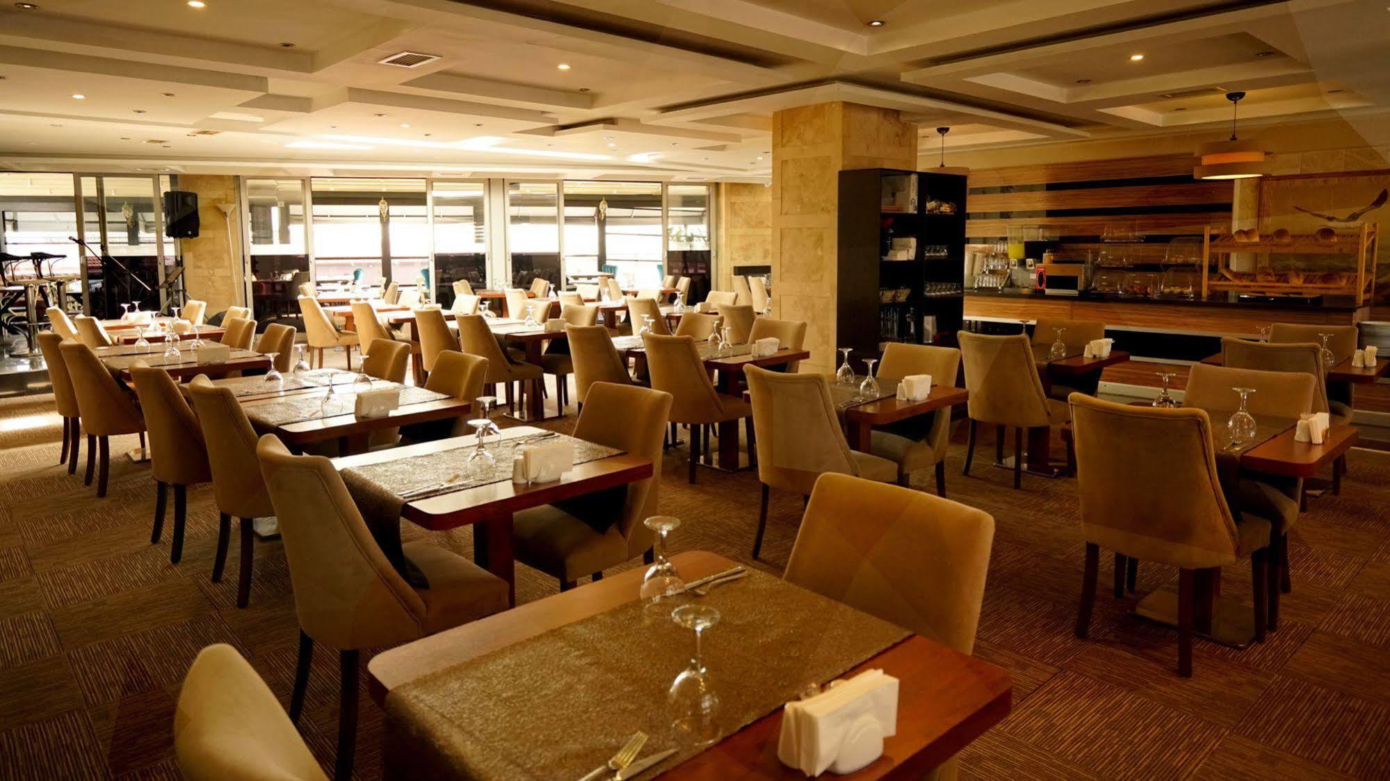 Es Albatros Hotel Eskişehir Buitenkant foto