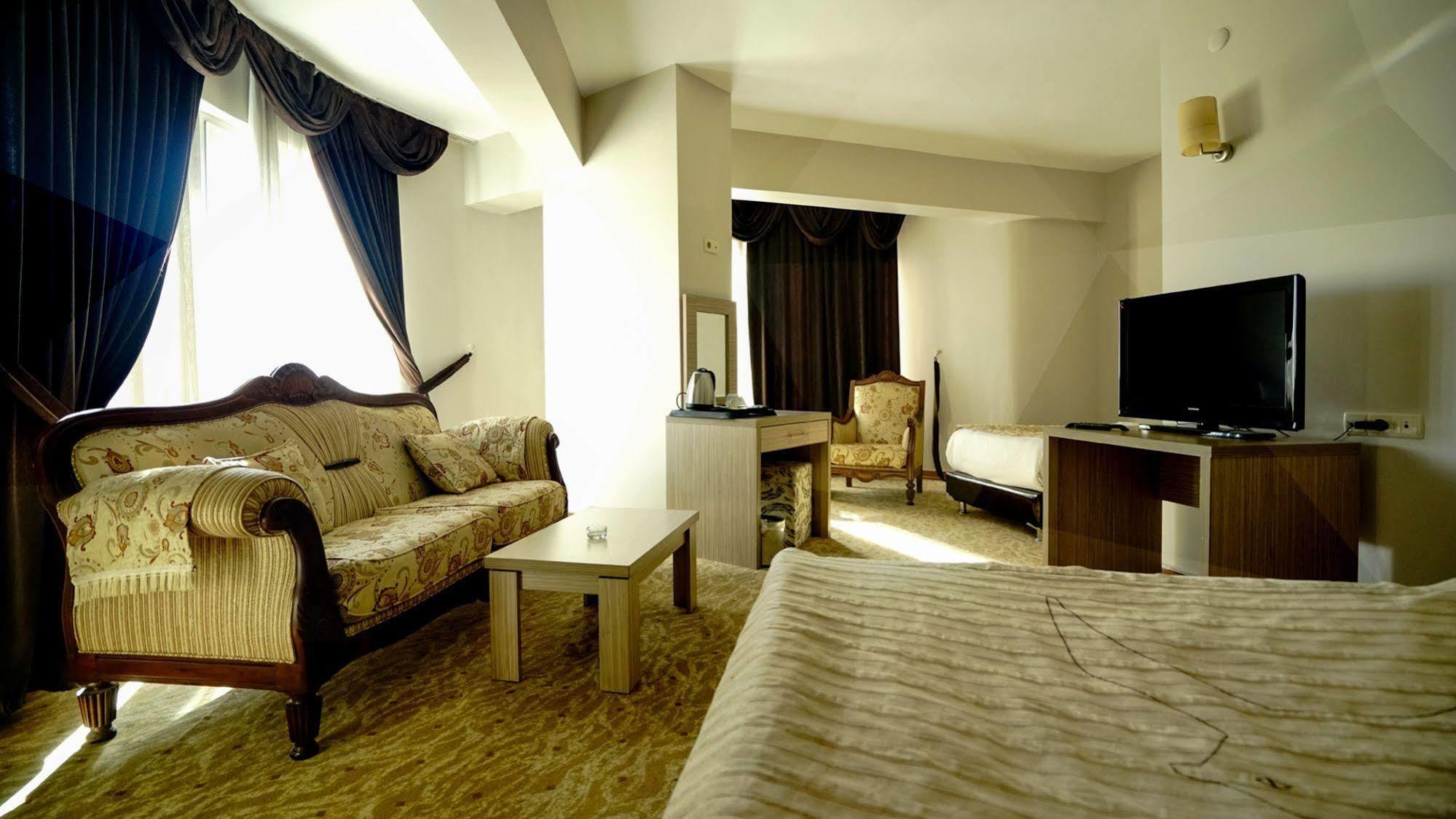 Es Albatros Hotel Eskişehir Buitenkant foto