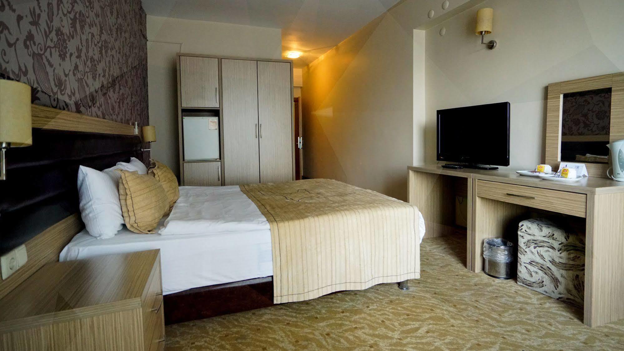 Es Albatros Hotel Eskişehir Buitenkant foto