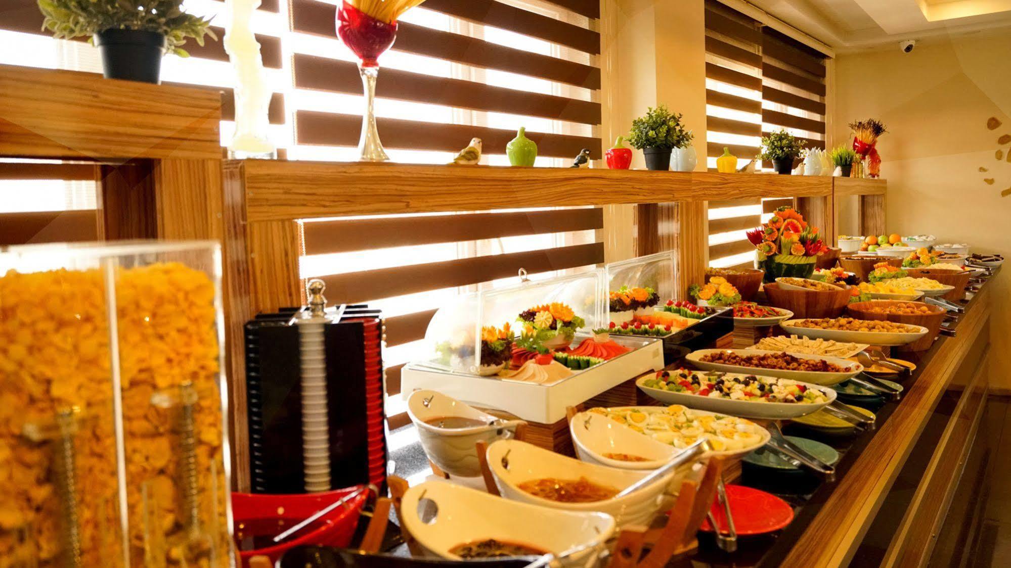 Es Albatros Hotel Eskişehir Buitenkant foto