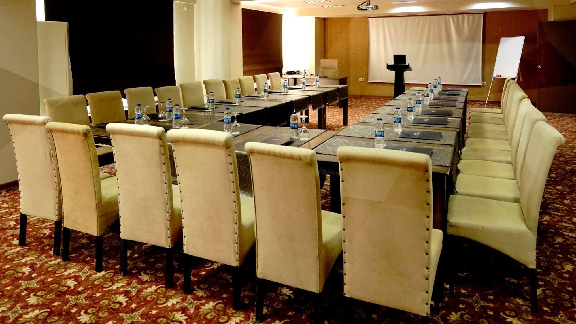 Es Albatros Hotel Eskişehir Buitenkant foto